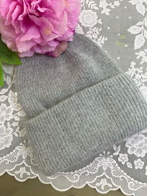Cappello caldo liscio grigio