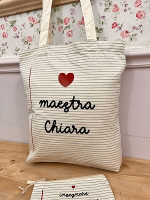 Regali Maestra