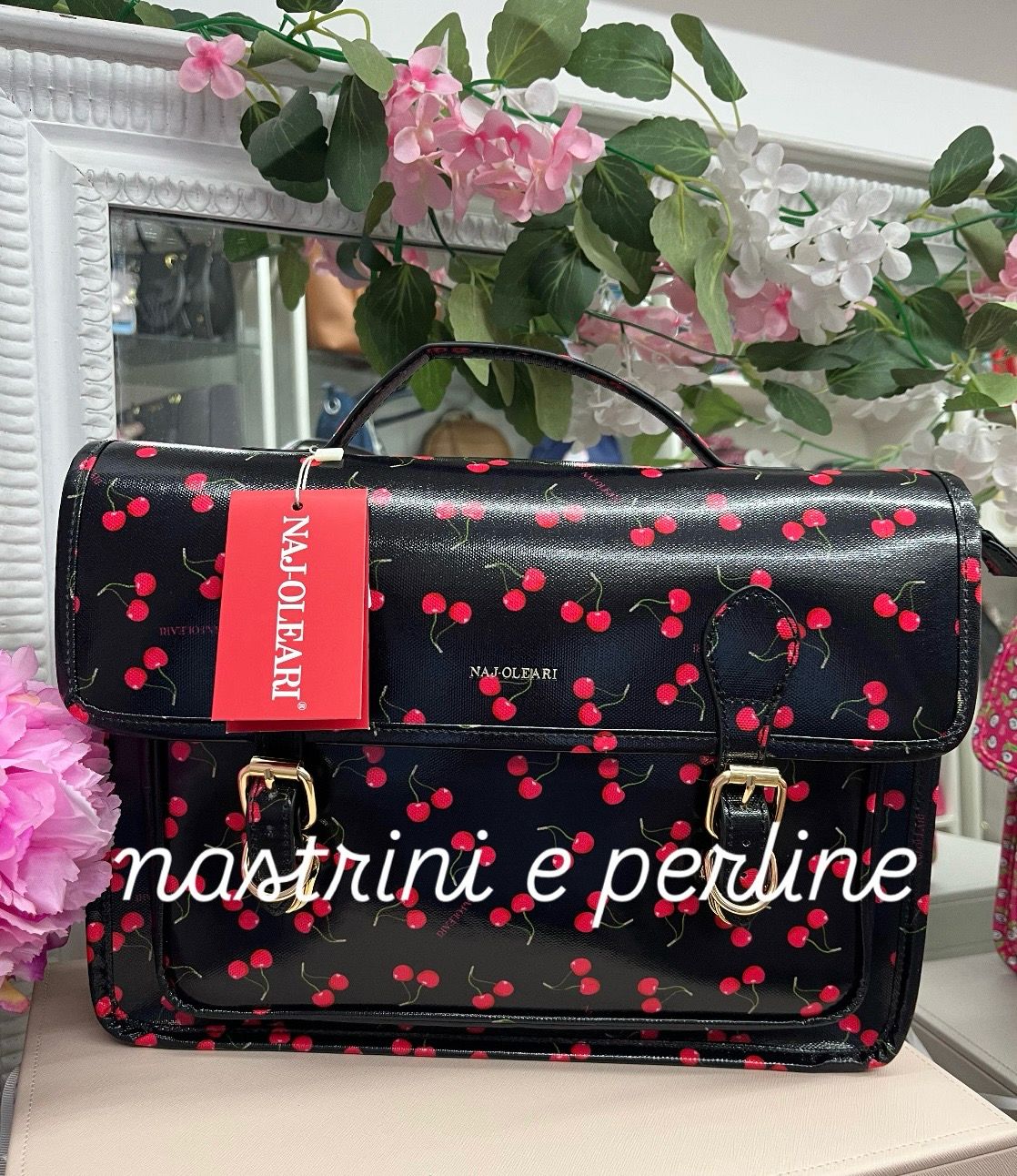 Cartella giorno cherry fondo nero Naj-Oleari cod. 61482