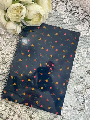 Quaderno spiralato Naj-Oleari Rose fondo blu