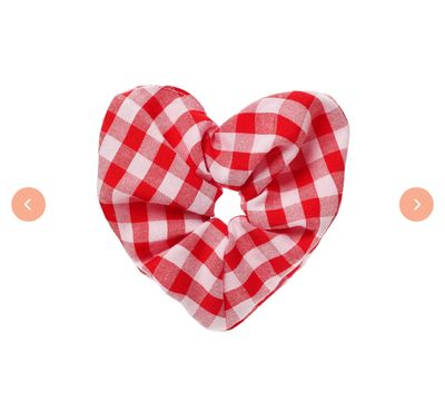 Scruncie grande a forma di cuore a quadretti