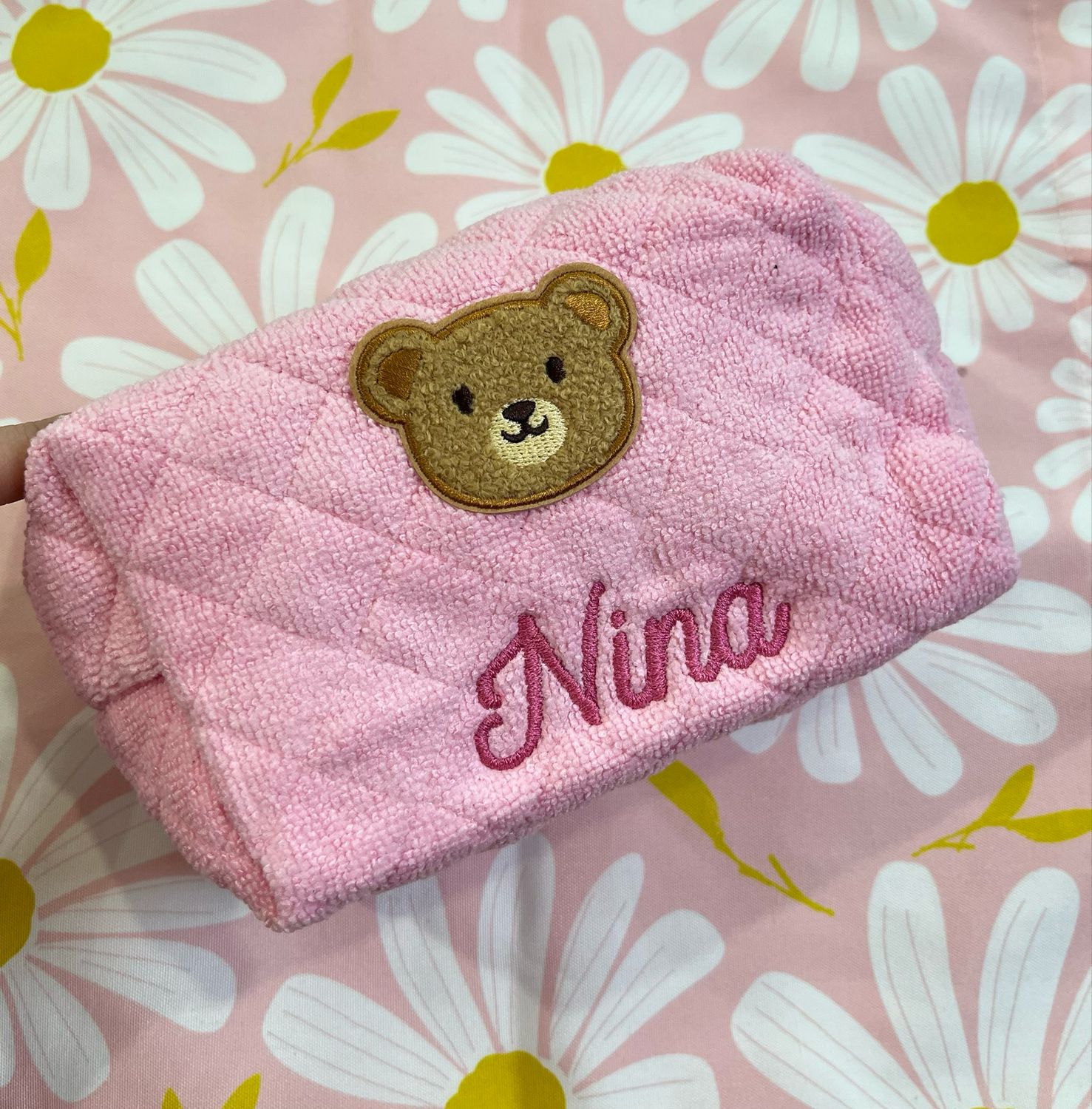 Necessaire rettangolare in microspugna rosa con orsetto personalizzabile