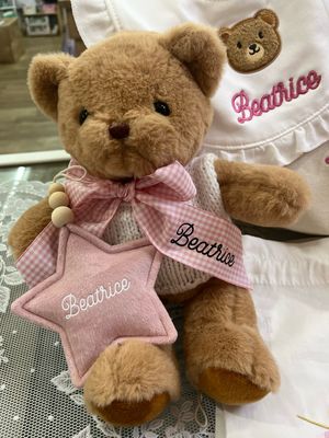 Orsetto peluche con maglioncino fatto a mano