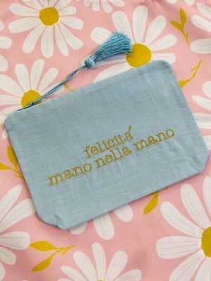 Pochette con nappina celeste felicità mano nella mano