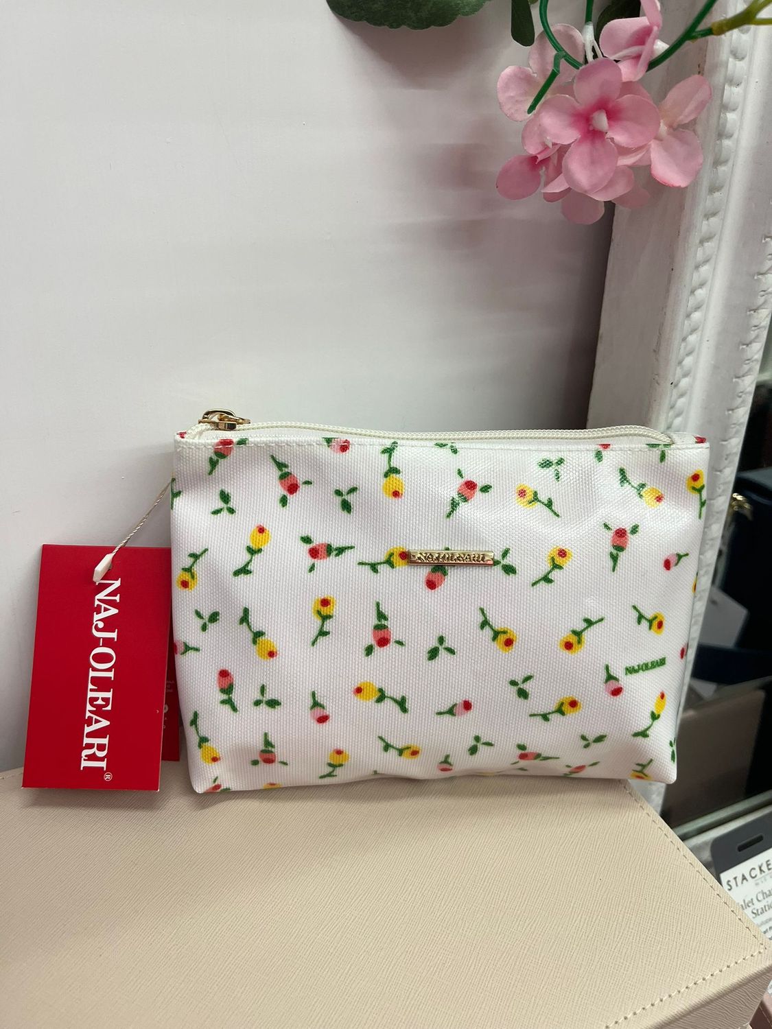 Necessaire Naj-Oleari fiorellini fondo bianco