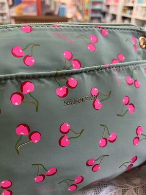 Pochette da polso nylon Naj-Oleari cherry fondo verde