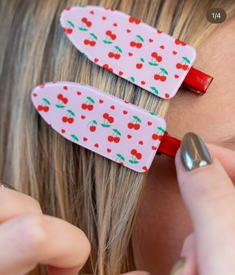 Set di 2 clip per capelli ciliegie