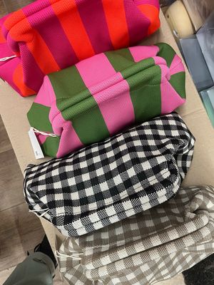 Clutch pasticcino verde e rosa