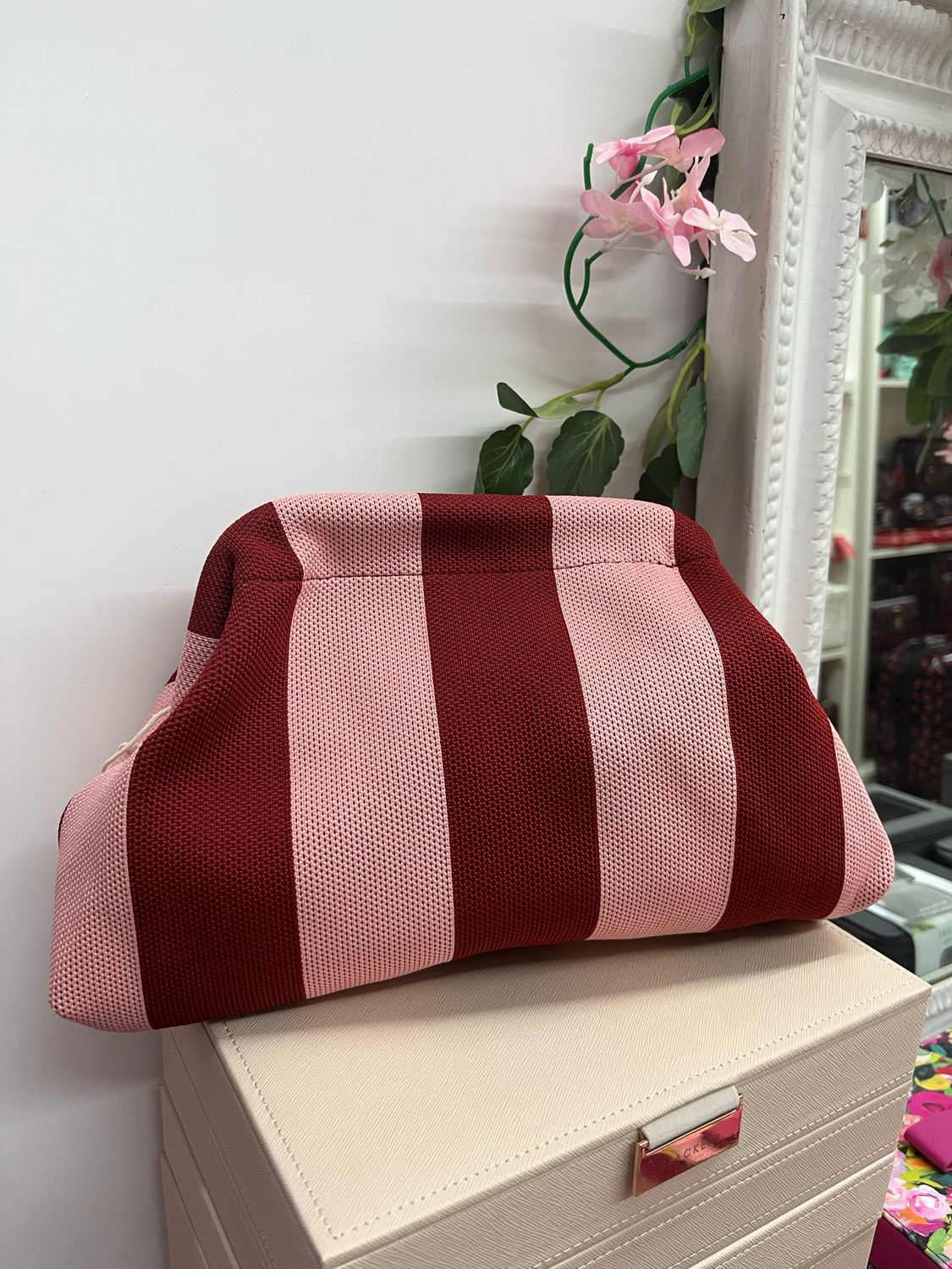 Clutch pasticcino amarena e rosa