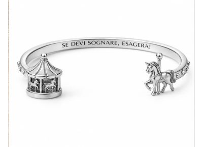 Bracciale rigido color argento carosello e cavallo Se devi sognare esagera! Mad Tea
