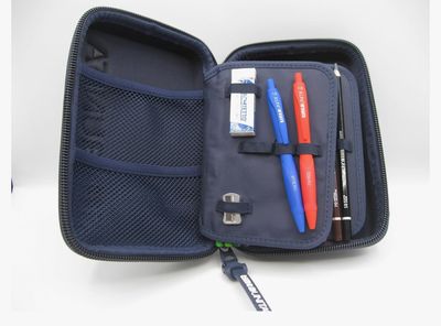 Astuccio One Time Tinta Unita Blu scuro
