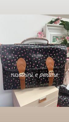 Cartella zaino apine fondo nero Naj-Oleari cod. 60421