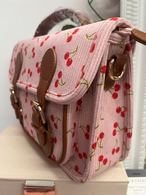 Cartella media cherry fondo rosa Naj-Oleari cod. 61159