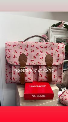 Cartella zaino cherry fondo rosa Naj-Oleari cod. 60421