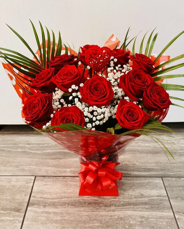 Dozen Roses