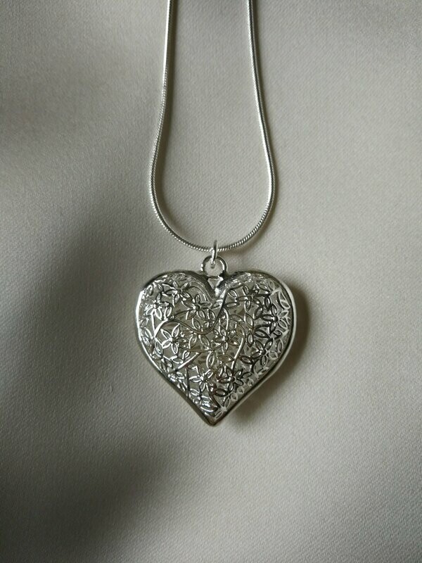 COLGANTE MITAD DE CORAZÓN, Plata 925