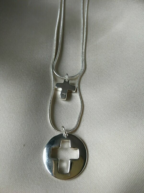 2 COLGANTES SUPERPUESTOS DE CRUCES, Plata 925