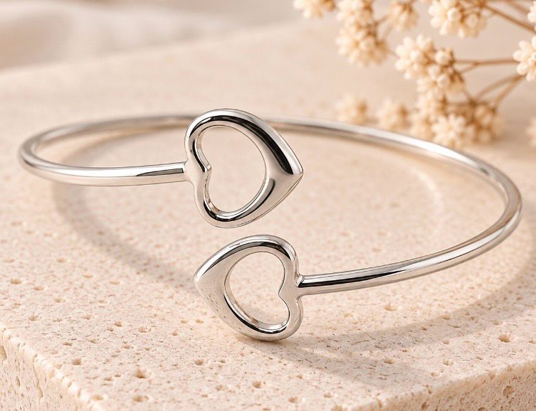 BRAZALETE DOS CORAZONES.