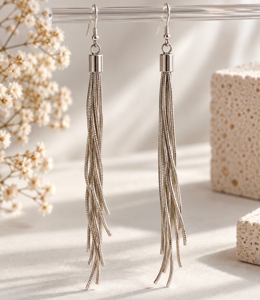 Pendientes de flecos en plata.