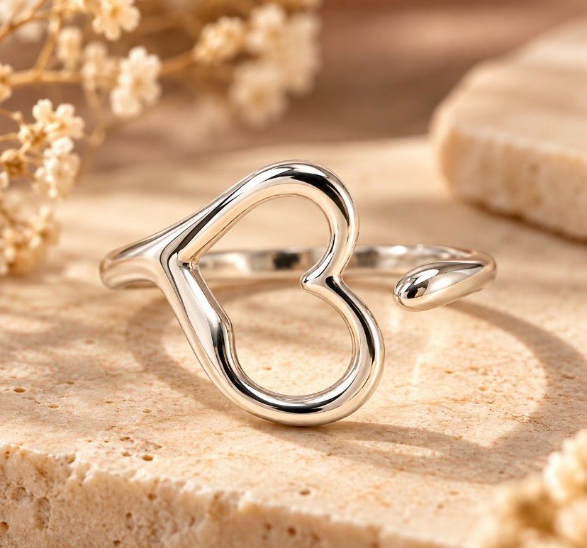 Anillo de corazón.