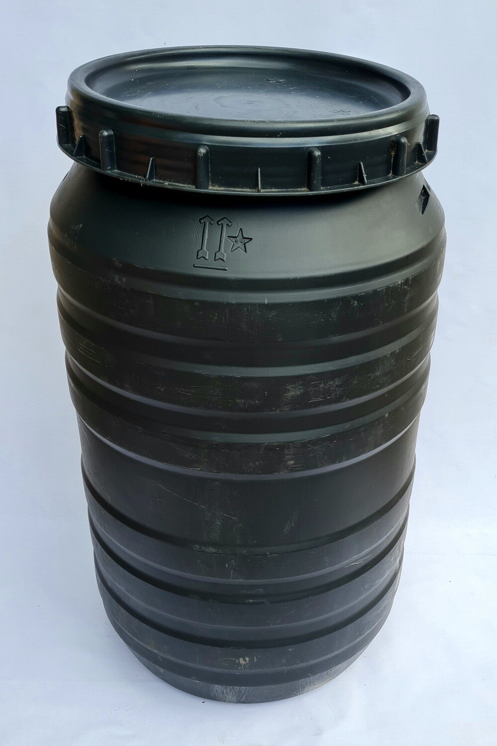 Muovitynnyri 200l, kierrekannella