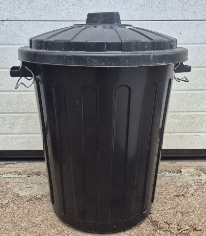 Muoviavo 70 L    3 TYNNYRIÄ