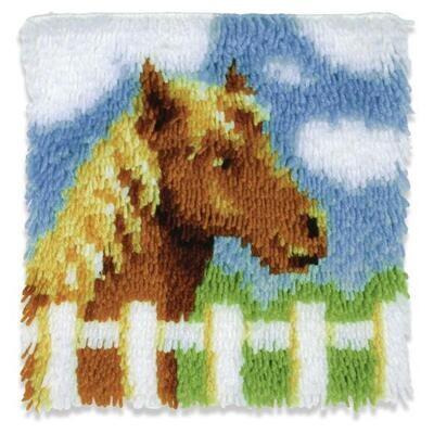 Wonderart Latch hook Kit # 426134 Pony 12"x12"