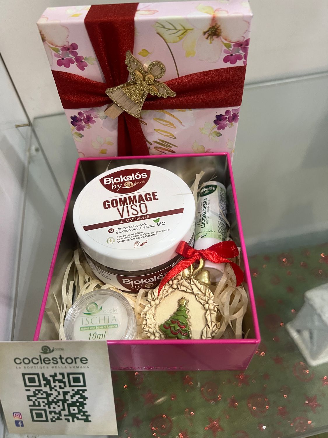 ASTUCCIO LATTA REGALO con GOMMAGE VISO, STICK BURRO CACAO e Crema Viso ISCHIA 10ml