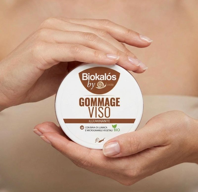 Cosmesi con BAVA DI LUMACA..trattamento esfoliante e purificante