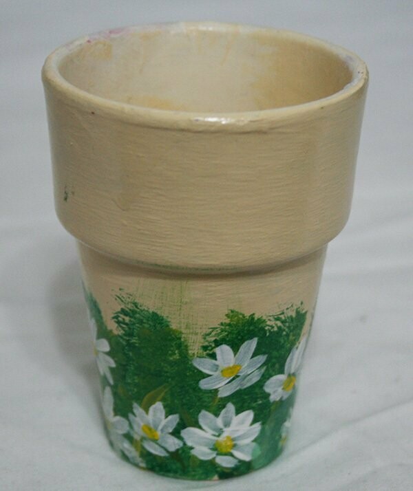 Flower Pot - White Daisies