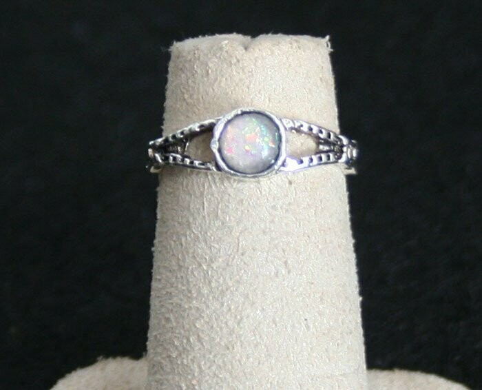 Ring - Silver - Opal - 4 1/2
