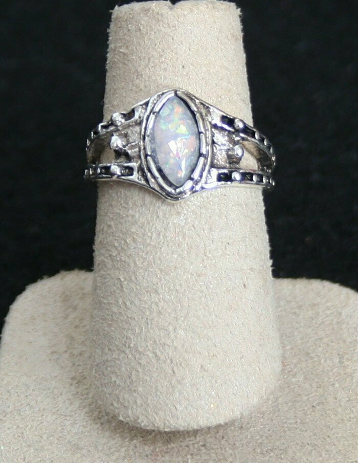 Ring - Silver - Opal - 7