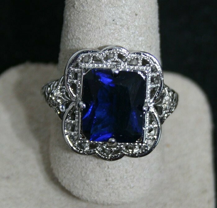 Ring - Woman's - Sterling Silver - Sapphire - Size 6 1/2