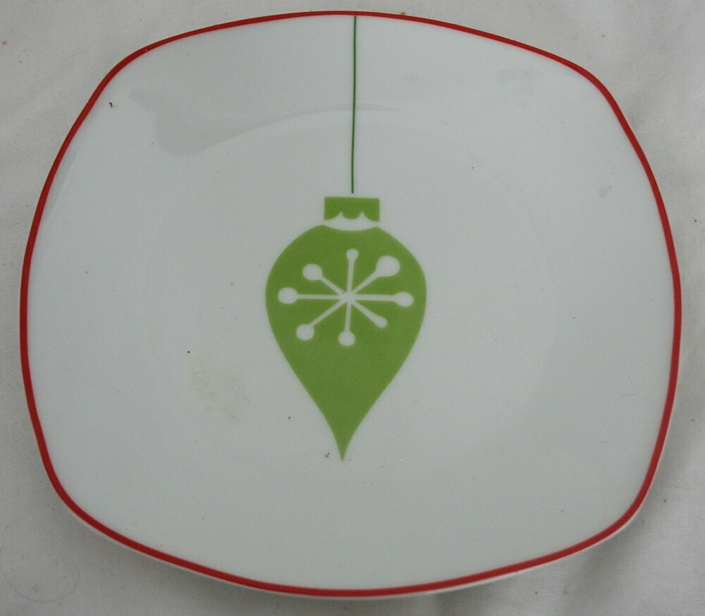 Christmas Plate - Ornament - 7 1/2"
