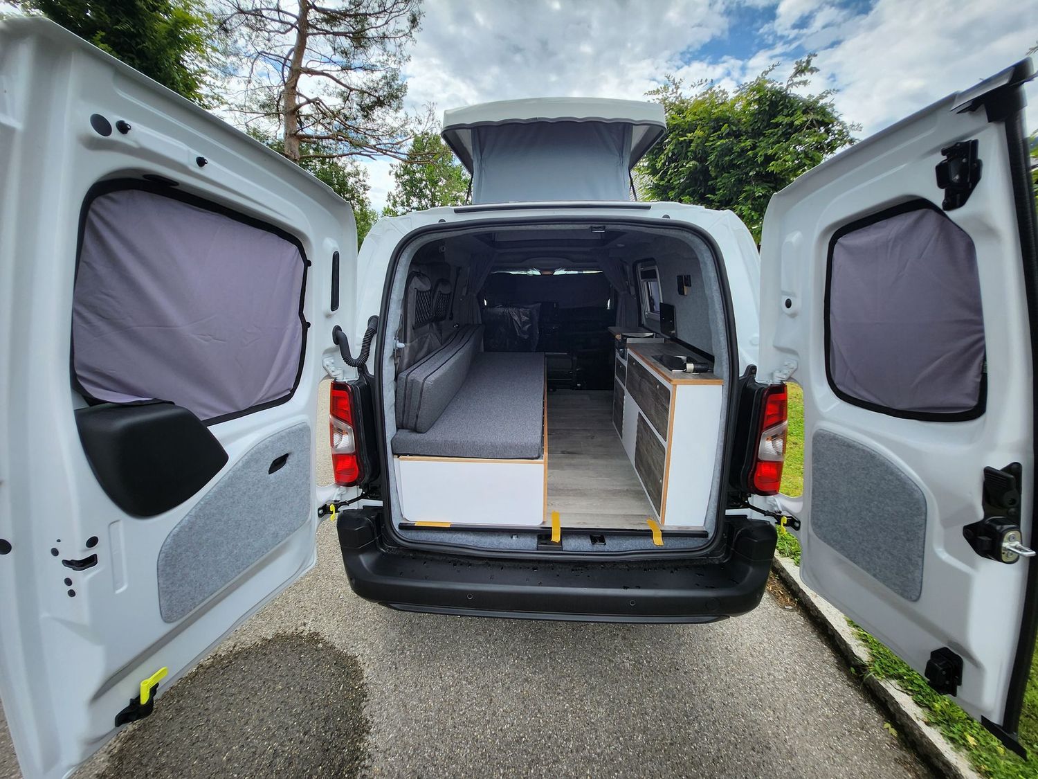 Verdunkelungs-Set für Peugeot Partner, Citroen Berlingo, Opel Combo