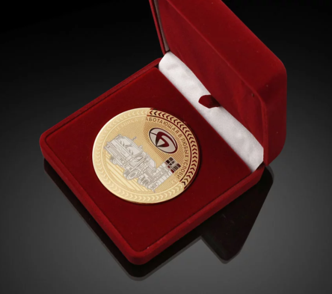 Медаль подарочная, корпоративная, спортивная по индивидуальному эскизу (покрытие золотом, никелем), Диаметр медали: 60мм