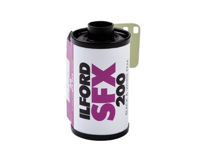 ILFORD SFX 200 EXTENDED RED SENSITIVITY FILM . SFX 200