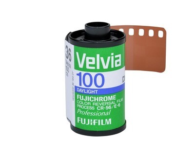 ​FUJIFILM VELVIA 100F 135-36 35mm film expired 09/2025