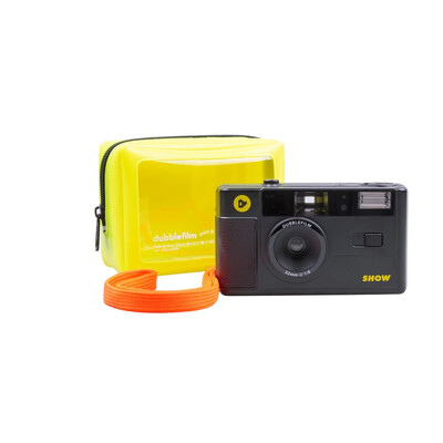dubble film SHOW 35mm Reusable Flash Camera with Case and Neck Strap (Black)
