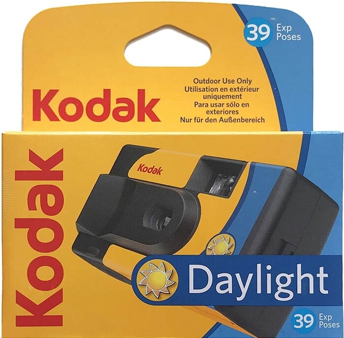 Kodak Daylight SUC 800 ASA 39 shots Single-use camera without flash with Kodak Max Versatility + 135/39 Perfect for the Easter holiday and for all other outdoor activities. Expired 07/2024