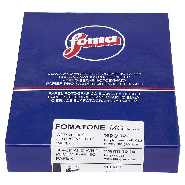 FOMA Fomatone MG Classic 133 velvet - Semi-matte (Baryte) 30.5x40.6cm  / 12x16 Inch - 50 sheets - Gradation Varabel - - No stock in dispatch (available from approx. 10.01.2023)