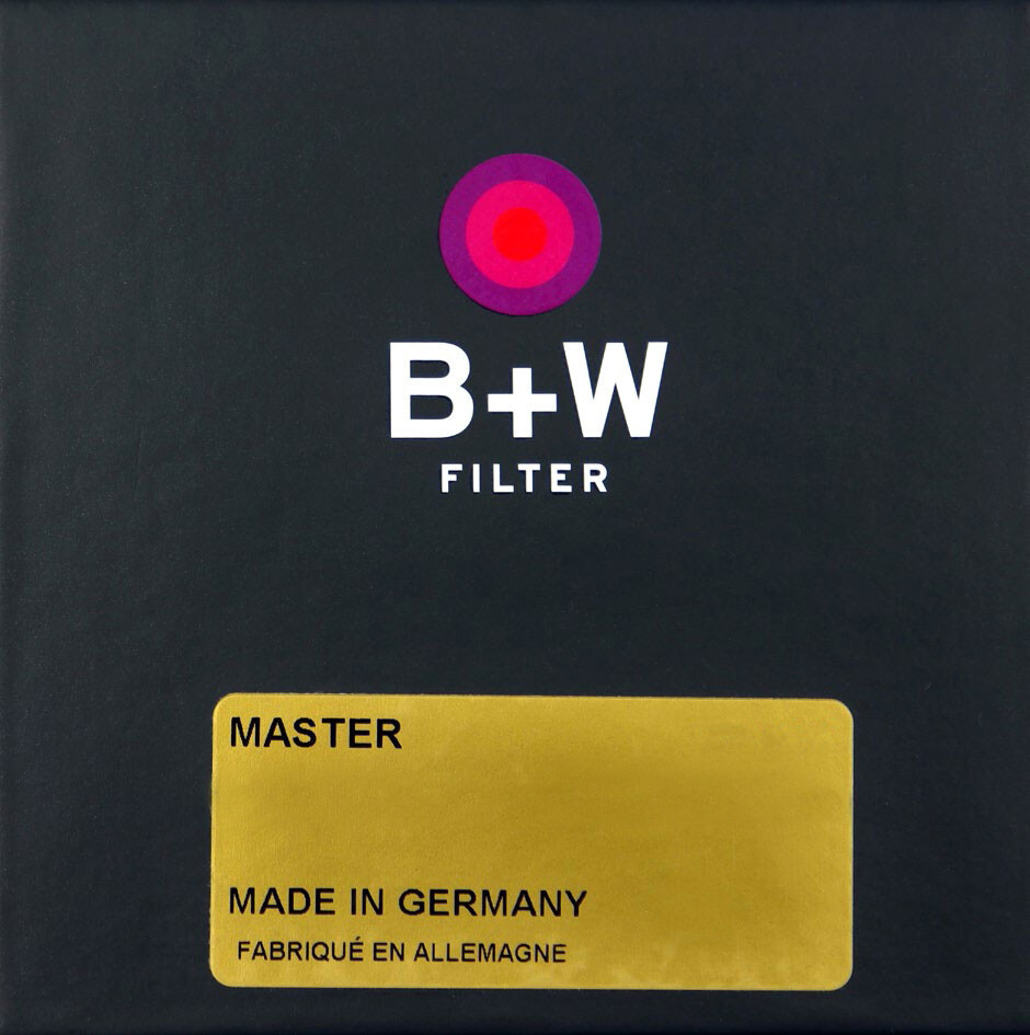 B+W High-Transmission MRC-Nano Master Circular Polarizer Filter (67mm)