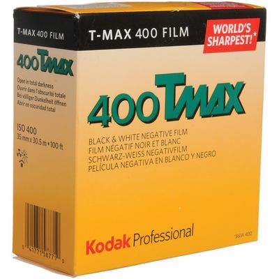 Kodak Professional T-Max 400 Black and White Negative Film (35mm Roll Film, 100&#39; Roll) expired 01/2026