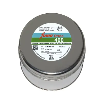 Foma Ortho 400 35mm x  30.5 Meter film for a beautiful retro look.  Expired 02/2027