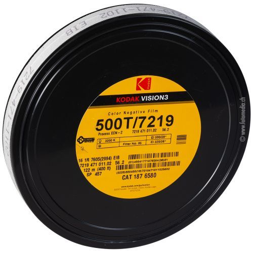 Kodak VISION3 500T Color Negative Film #7219 (16mm, 122m Roll) ( Single-Perforation)
