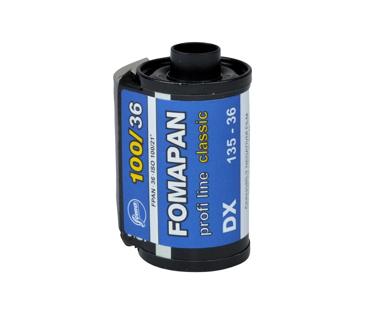 Fomapan 100 Classic Black and White Negative Film (35mm Roll Film, 36 Exposures) expired 03/2028