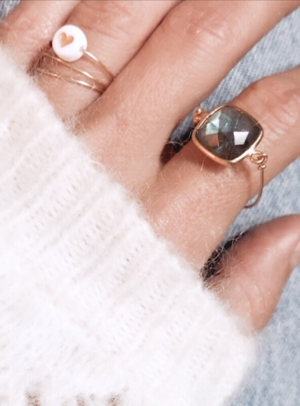 Isabella labradorite