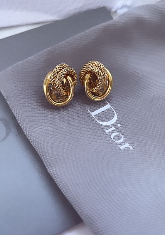 Boucles d’oreilles Christian Dior