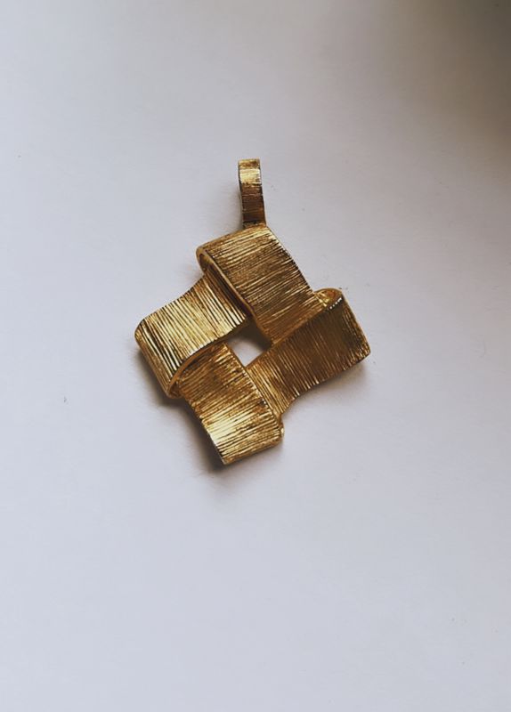 Pendentif Guy Laroche