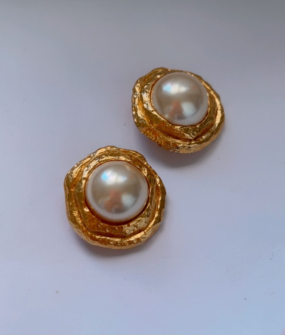 Boucles Guy Laroche